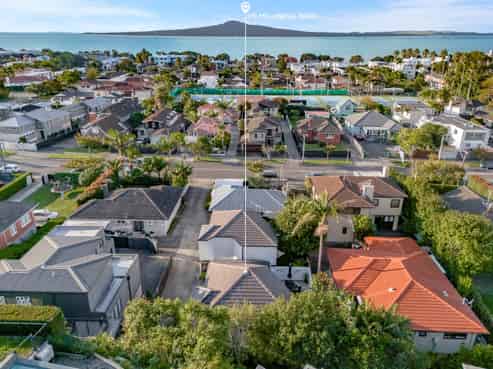 21B Melanesia Road, Kohimarama