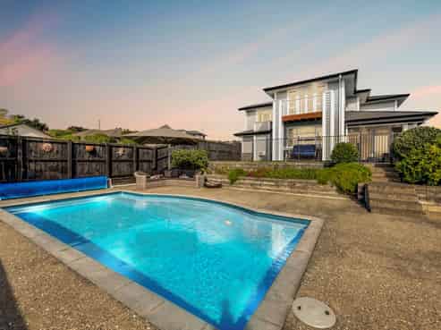44 Liberty Crescent, Beachlands