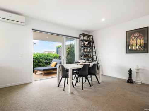 122  Salerno Rise, Albany