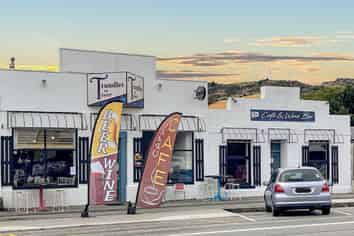 Licensed Café & Wine Bar