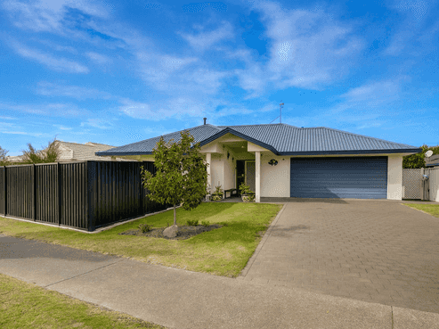 8 Gresham Place, Taradale