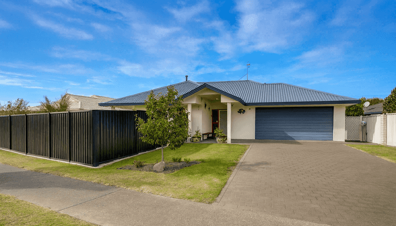 8 Gresham Place, Taradale