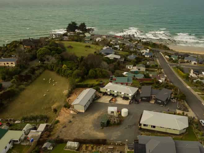Coastal lifestyle and motel opportunity in Catlins
