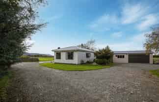 1048 Woodstock Road, View Hill