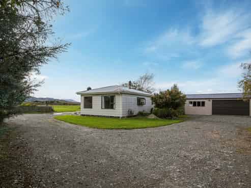1048 Woodstock Road, Oxford