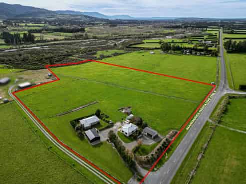 1048 Woodstock Road, Oxford