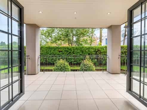 GA/2 Bassett Road, Remuera