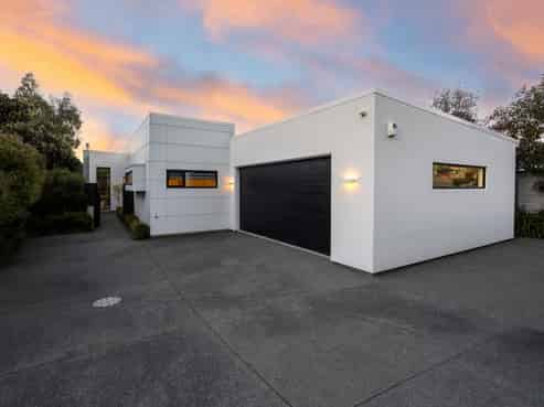 25 Main Road, Redcliffs