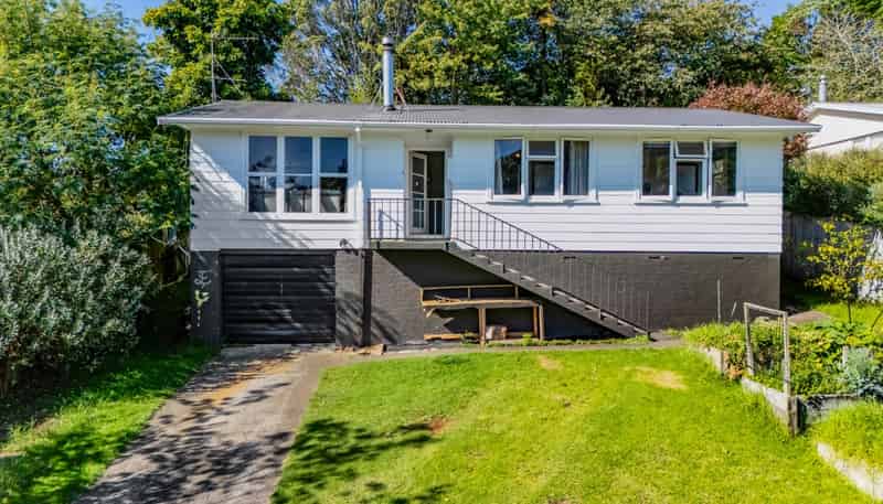 13 Brixham Place, Merrilands