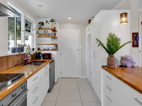 13 Brixham Place, Merrilands