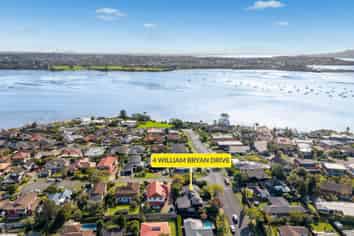 4 William Bryan Drive, Half Moon Bay