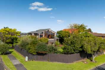4 William Bryan Drive, Half Moon Bay