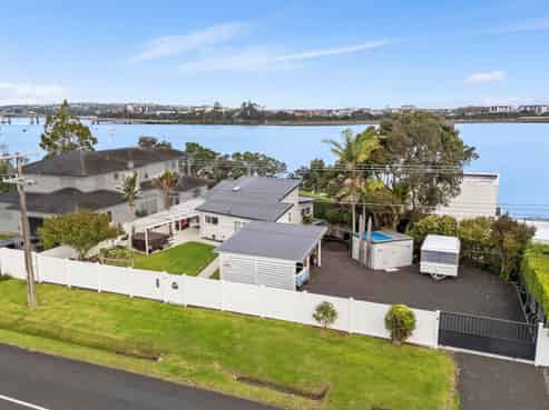 67 Ferry Parade, Herald Island