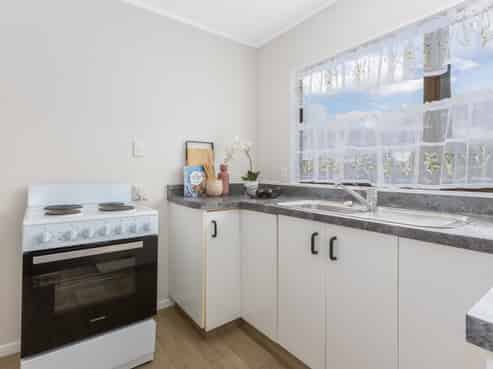 1a Burden Avenue, Wainuiomata