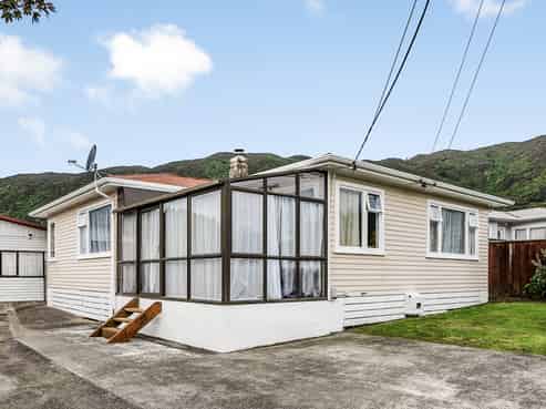 64 Russell Road, Wainuiomata