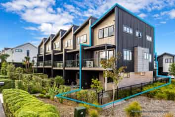 12A Tikati Rise, Long Bay