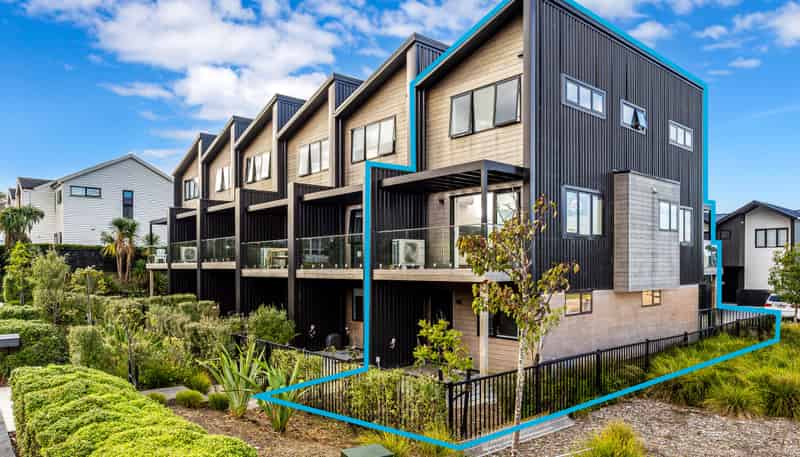 12A Tikati Rise, Long Bay