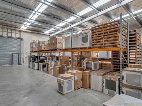 Well-Positioned, Well-Configured Unit