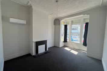 Room1/212a The Terrace, Wellington Central