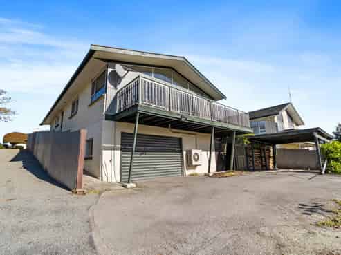 9 Tawa Street, Glenwood