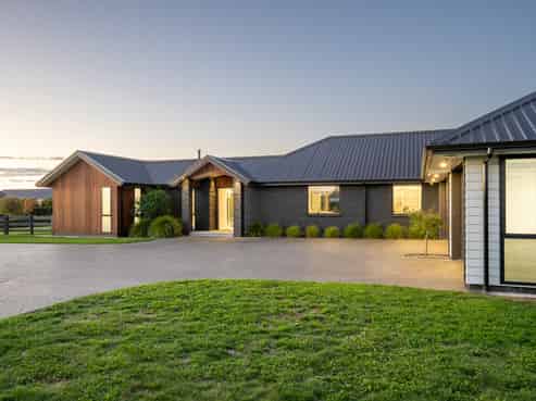 83 Sunline Drive, Leamington