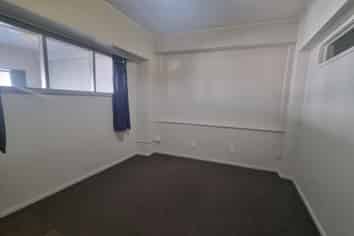 Kaiwharawhara Office and Storage 