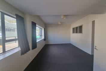 Kaiwharawhara Office and Storage 