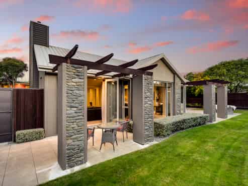 141 Aston Drive, Waimairi Beach