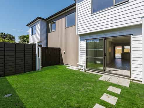 17D McCullough Avenue, Papatoetoe