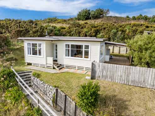 12 Owhiti Street, Titahi Bay