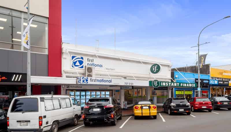 127 Devon Street East, New Plymouth