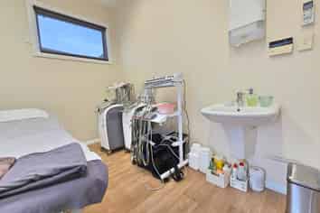 GF 40sqm Medical tenancy with car parks