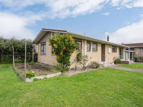7A Windlesham Place, Wakefield