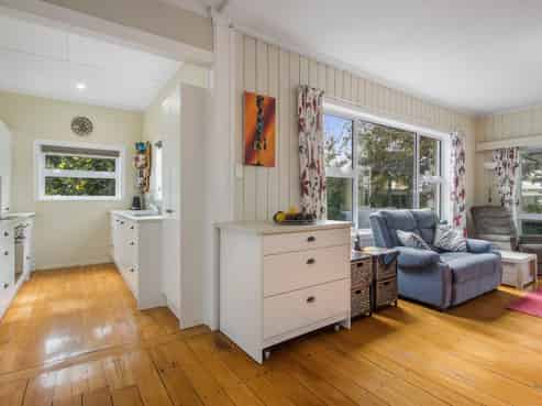 100E Park Road, Katikati