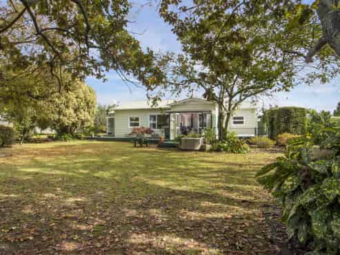 100E Park Road, Katikati