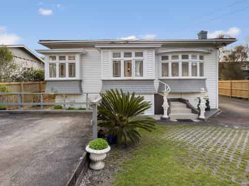 1 Waiohua Road, Greenlane