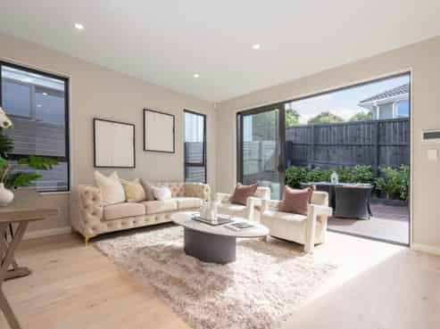 16 Silverton Avenue, Waiotaiki Bay