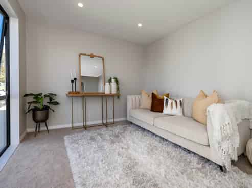 16 Silverton Avenue, Waiotaiki Bay