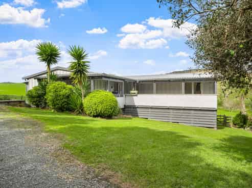 1213 Pakiri Block Road, Tomarata