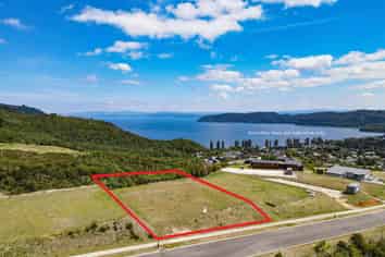 21 Locheagles Rise, Kinloch