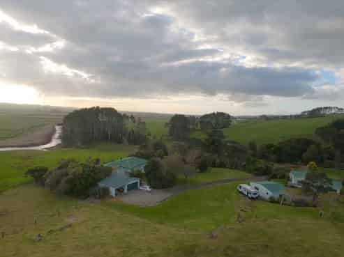 376 Mangakura Road, Helensville