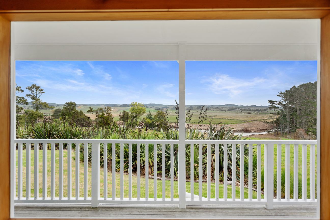 House in Rodney, Helensville - View 5