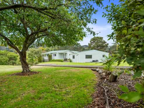 376 Mangakura Road, Helensville