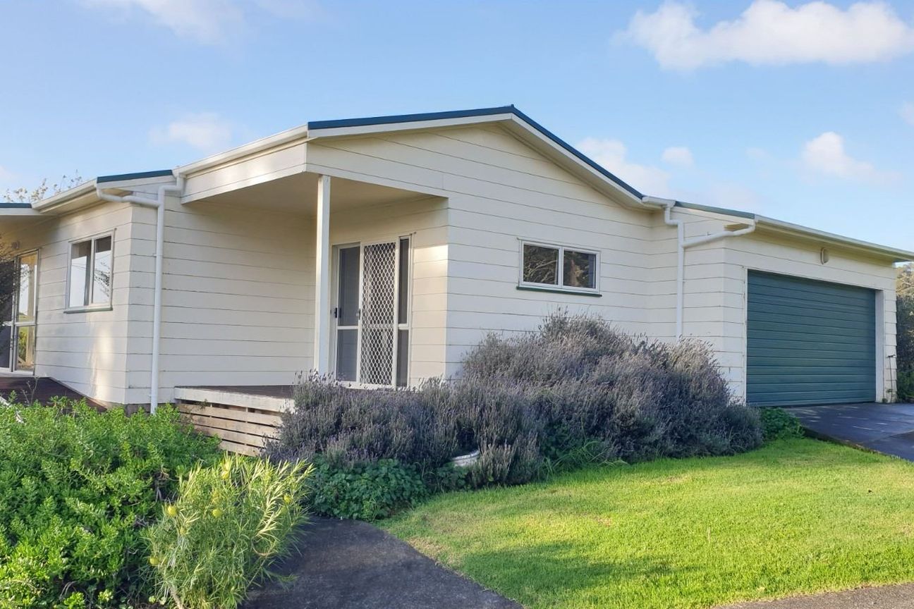 House in Rodney, Helensville - View 4