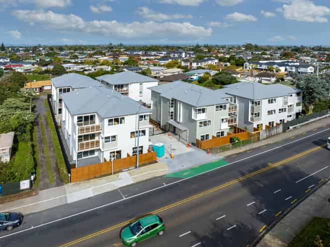 116-118 Browns Road, Manurewa