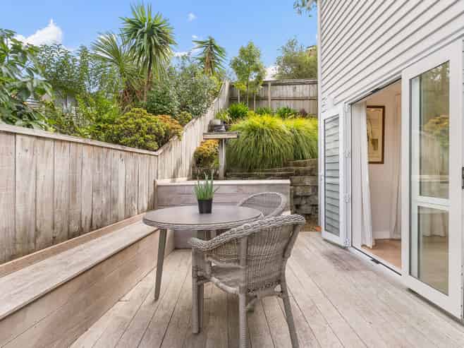 1/21 Rangitoto Terrace, Milford