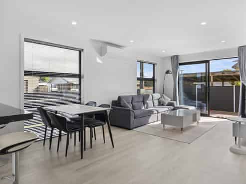 41 Bird Street, Saint Kilda