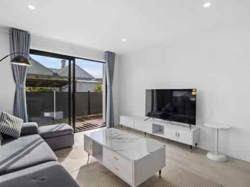 41 Bird Street, Saint Kilda