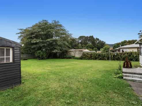 1 Mckenzie Street, Taneatua