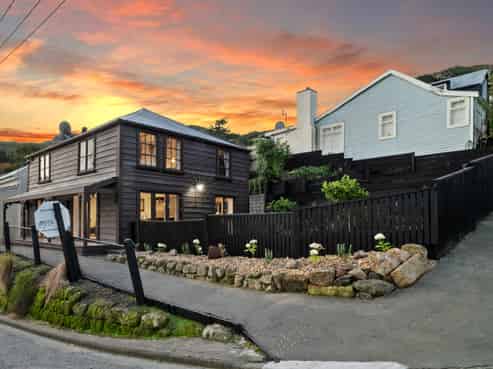 2 Ripon Street, Lyttelton